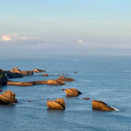 - High-end - Balcony View - - Comfort -pool Apartment Biarritz